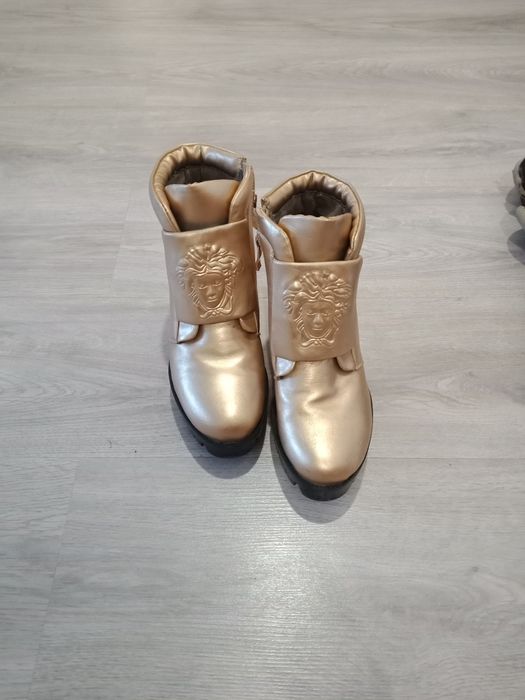 Продам ботинки весна-осень