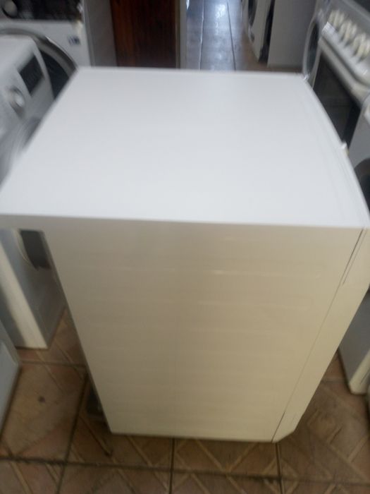 Сушилна с термо помпа Аег AEG Protex Plus 8кг A+++ 2 години гаранция!