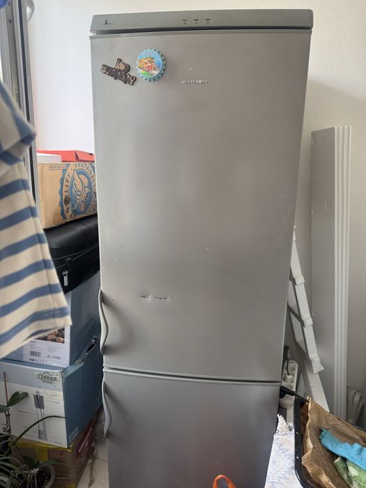 Продам холодильник