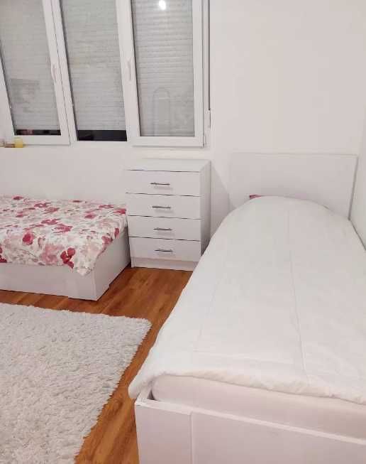 Дава се под наем Тристаен апартамент в Бургас, Лазур - 85 кв.м за 450 € - Снимка #5