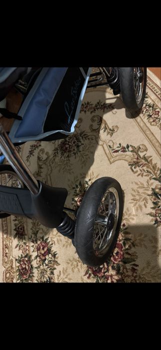 Продам коляску в отличном состоянии