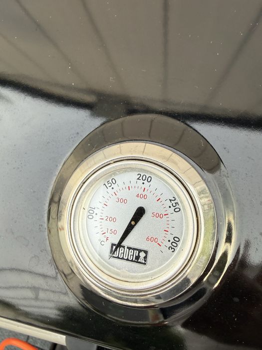 Vand gratar pe gaz Weber Traveler