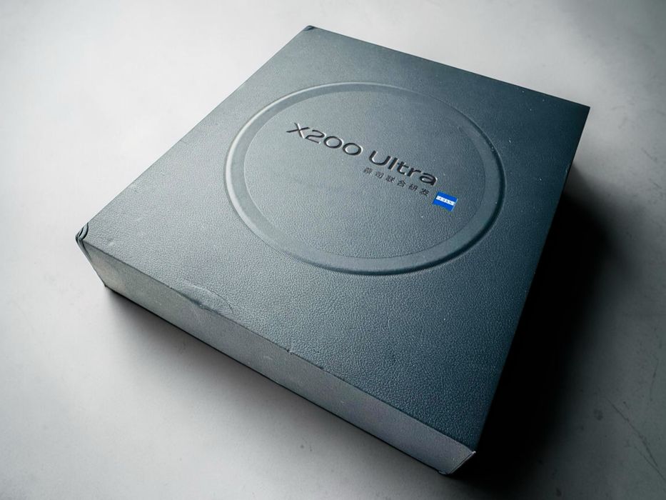 КАТО НОВ! Vivo X200 Ultra 5G 512GB 16RAM Black Гаранция!