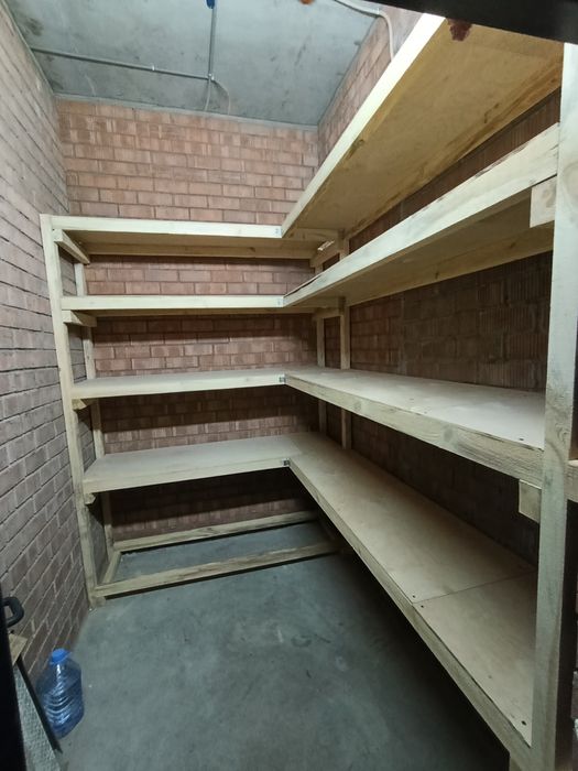 Стеллажи полки стелаж