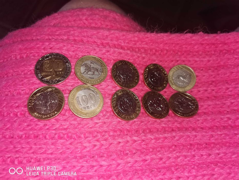 Продам юбилейные 100 тенге
