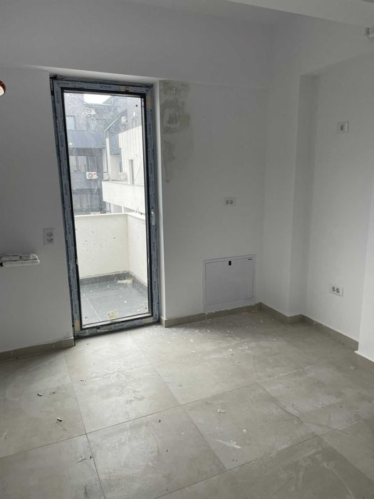 Apartament 2 camere decomandat , bloc x8 , sc c, et 2,