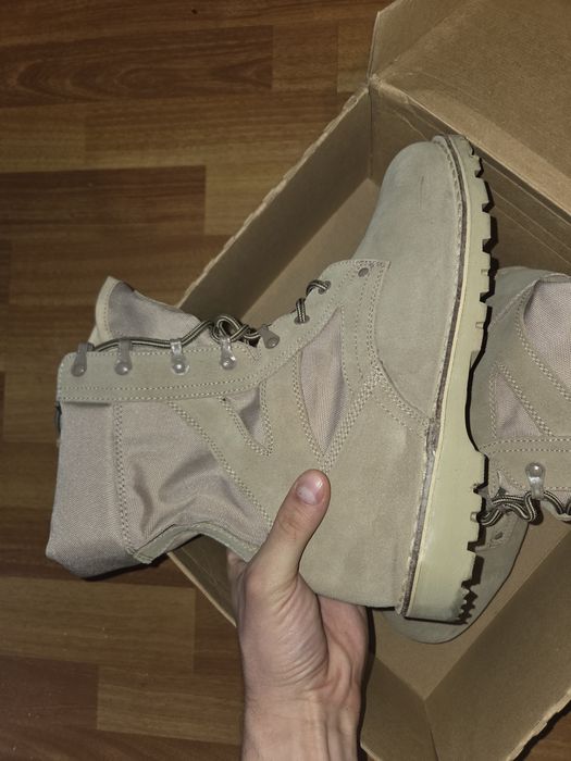 Vand bocanci militari de vara nepurtati