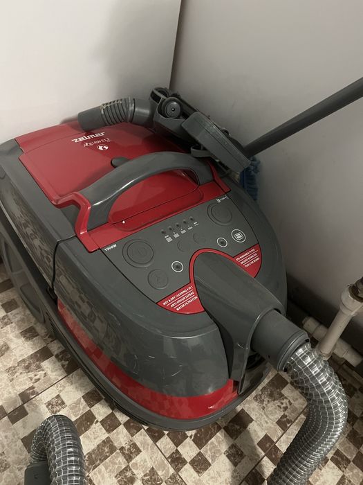 Aspirator cu spalare Zelmer