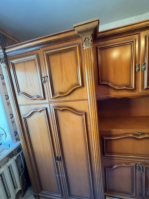 Продам стенку...