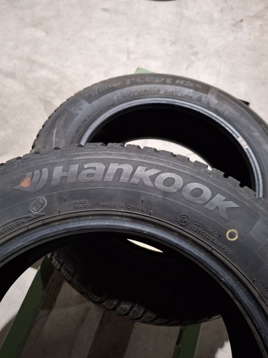 2 Anvelopele de iarnă 185 60 r15 Hankook