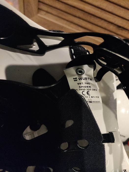 Casca de protecție  Würth pt lucru  la inaltime
Cască de protecție WÜR