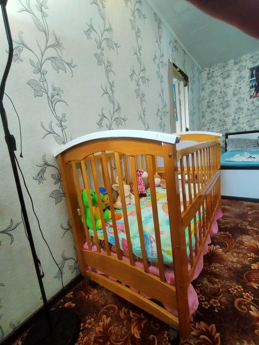 Детская кроватка