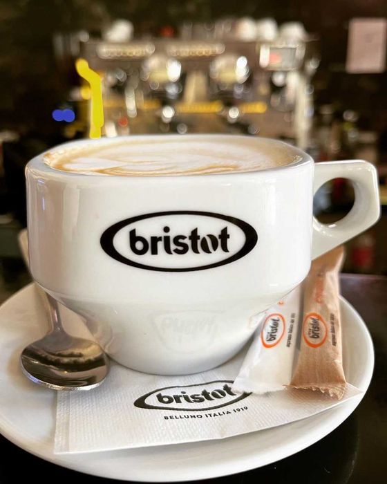 Пью кофе с удовольствием. 100% Арабика. Bristot Италия