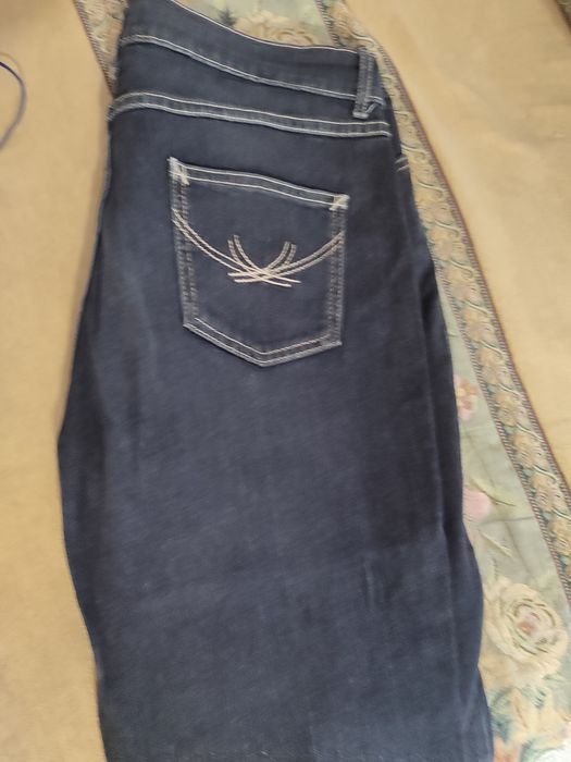 Продам джинсы женские