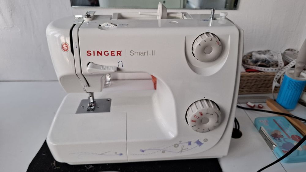 Vand masina de cusut Singer Smart II cu pedala
