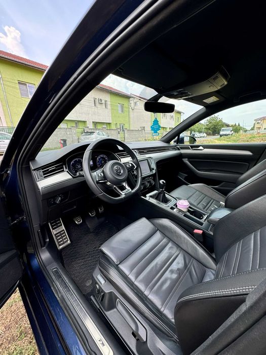 Vand VW Passat R-Line 2.0 TDI 2017 virtual cockpit