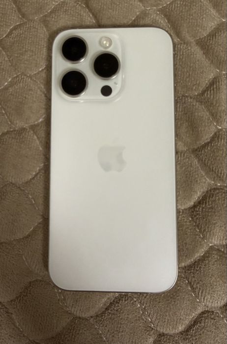 Продам Iphone 15 pro 512gb