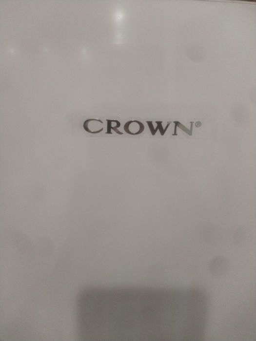 Хладилника работи перфектно спешно се продава заради заиманва в чужбин