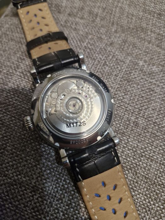 Механические часы "Gull Tron"