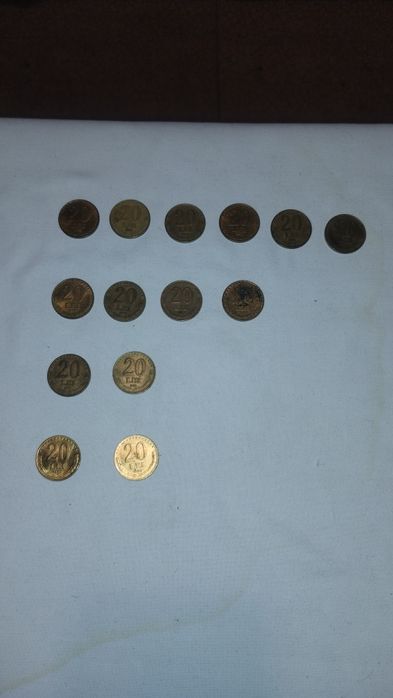 Vând monezi de 20 lei cu Stefan cel mare