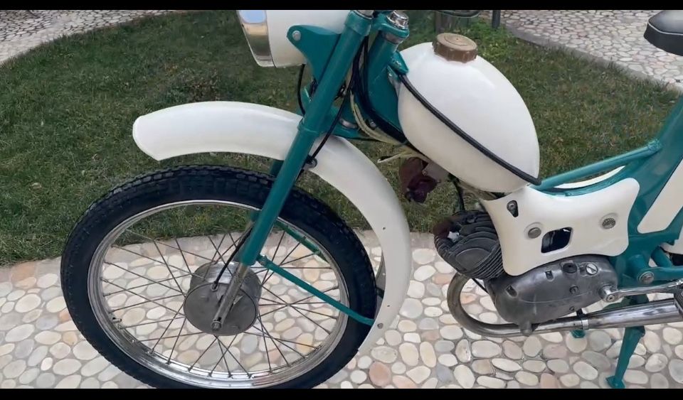 Продаётся ретро мопед рига 3 в идеальном состоянии