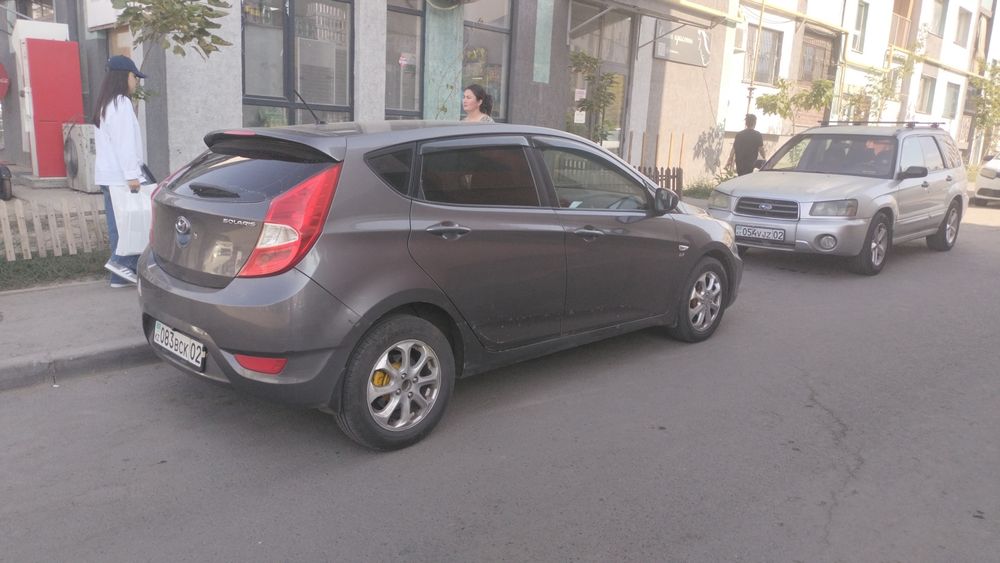 Хундай саларис 1.6