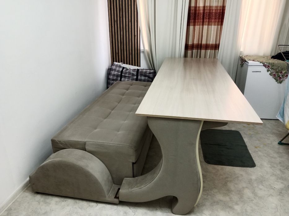 Диван кровать стол три в одном