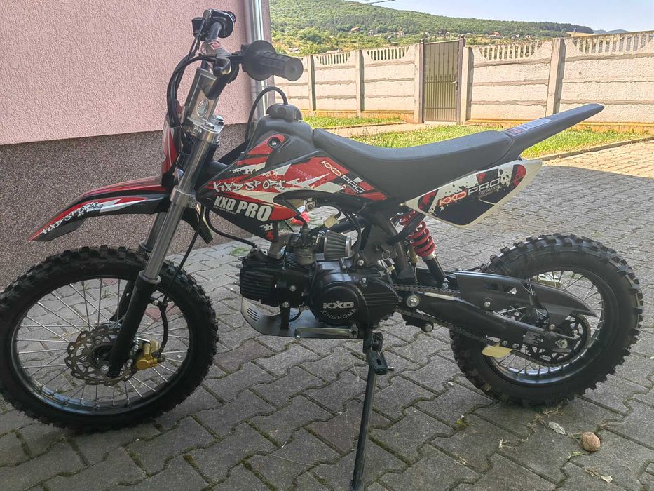 Vând Pitbike / Dirtbike KXD Pro MOTO – 125cc (Ideal Copii / Adolescenți) – Stare Excelenta