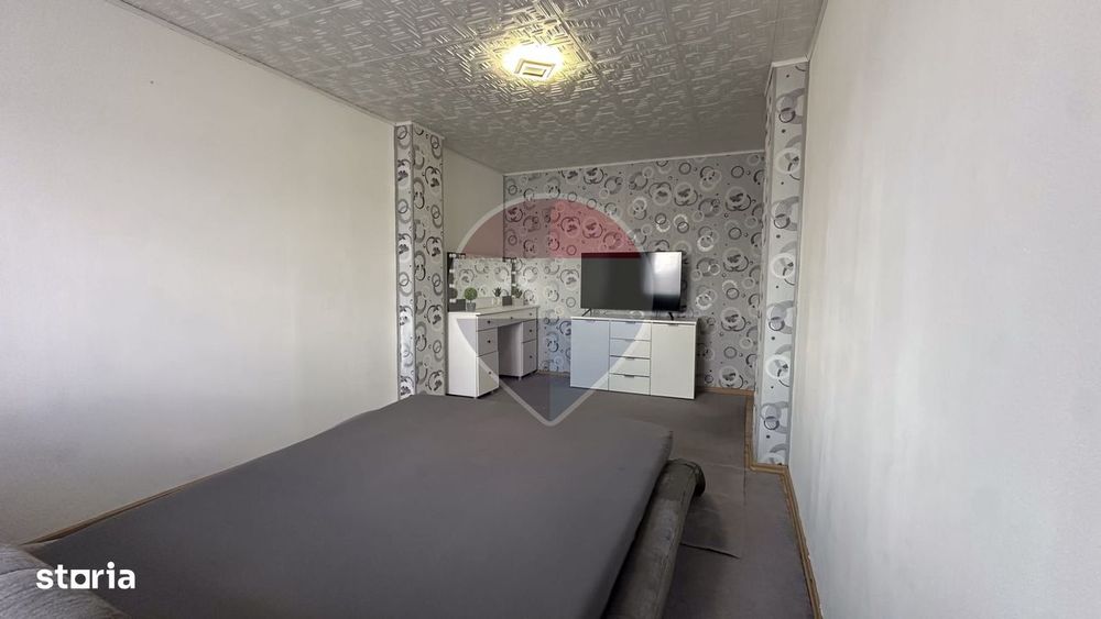 Apartament cu 3 camere de vânzare în zona Soarelui — fotografia 2