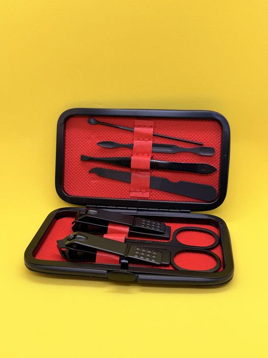 Set Manichiură și Pedichiură 7 piese, Oțel Inoxidabil, Negru Mat + Toc