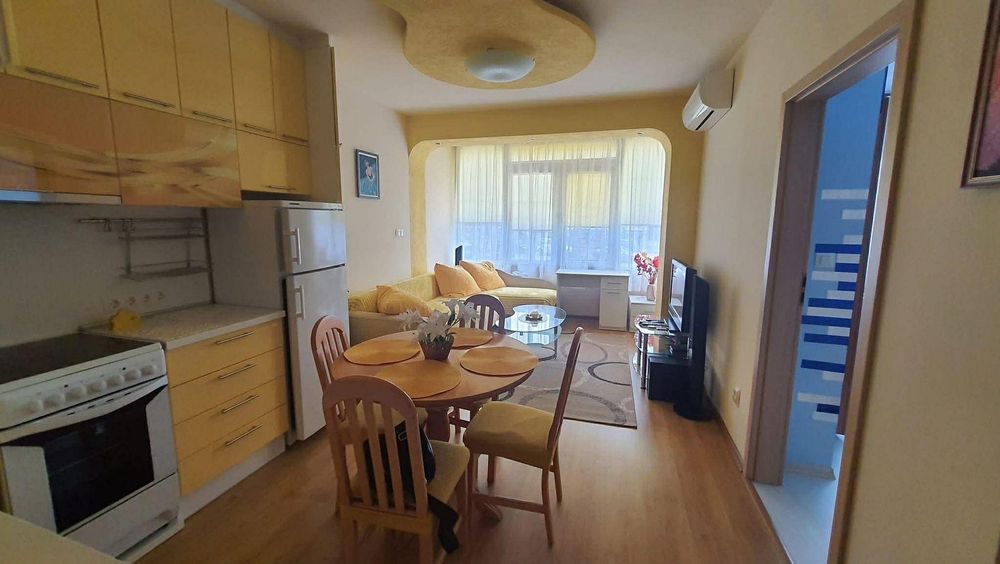 Тристаен апартамент под наем в ж.к. Лозенец, 2218854