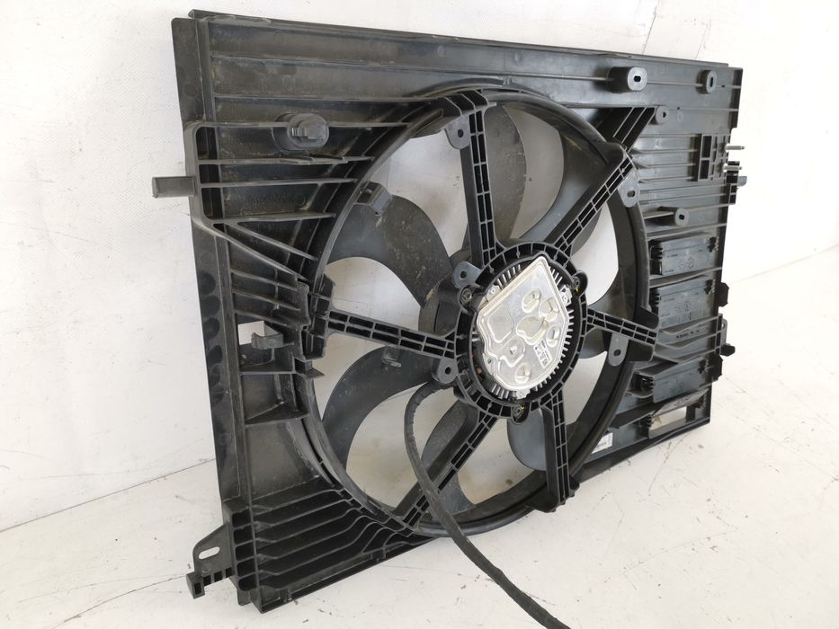 Електровентилатор Радиатор Рено Каджар 1 / Renault Kadjar 1 Оригинален