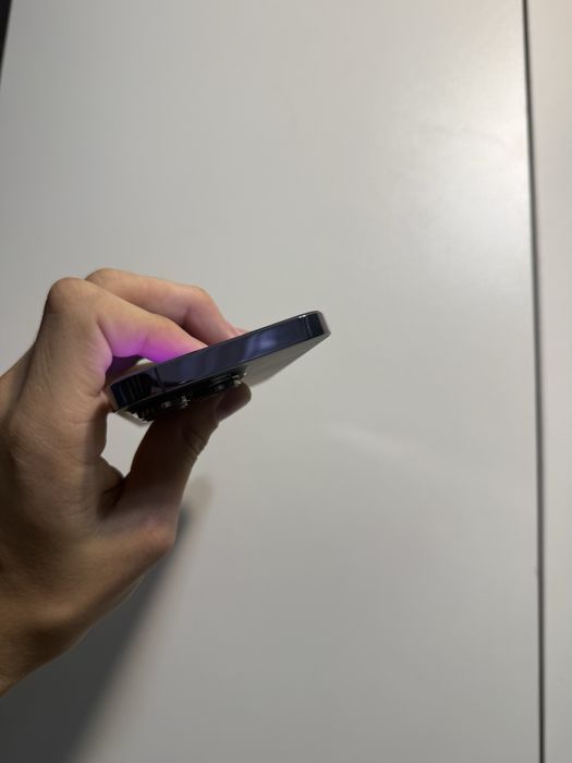 Продам Iphone 14 pro 256 Идеал