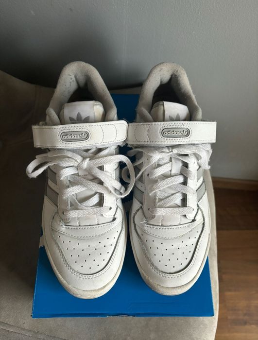 Оригинални женски кецове Adidas Forum Low w