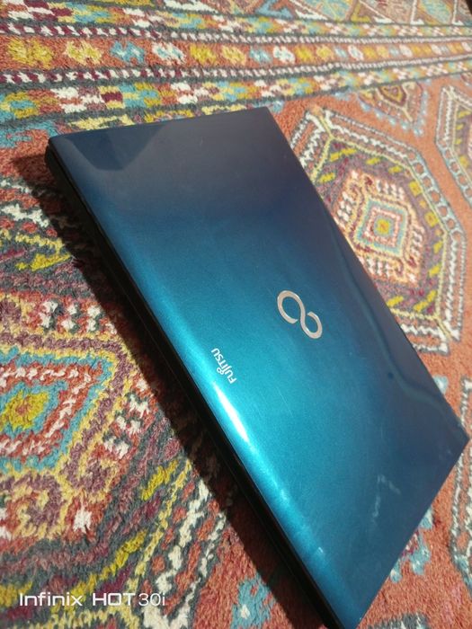Noutbook fujitsu