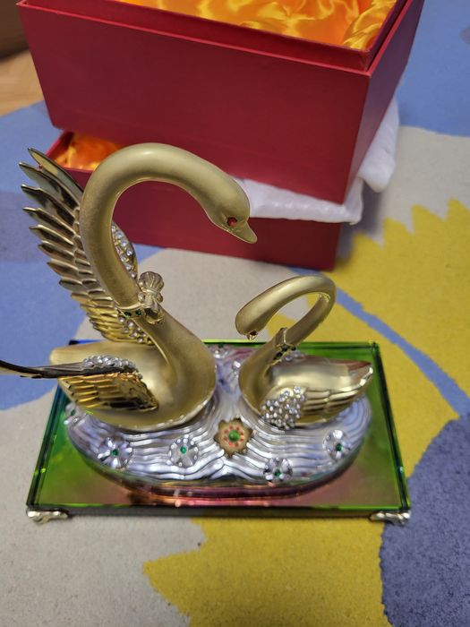 Декоративная статуэтка