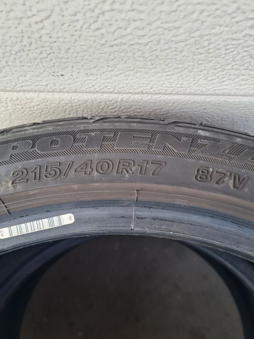 Летни гуми 2 броя BRIDGESTONE Potenza RE050A 215 40 R17 дот 5015