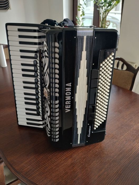 Acordeon Weltmaister Vermona Cantora 120 Bași 11 Registre + 5Registre