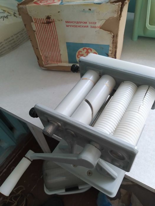 Соковыжималка электрическая