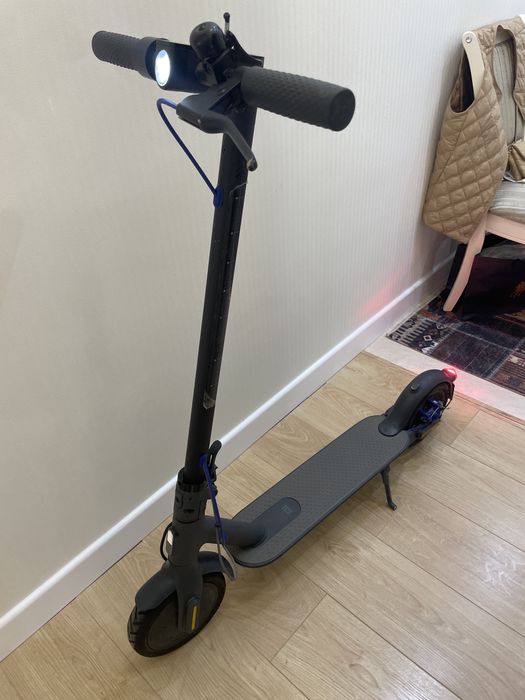 Электросамокат Mi Electric Scooter 3