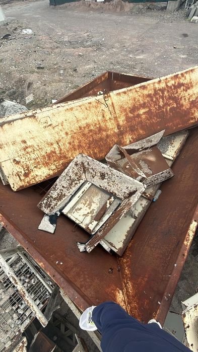 Бункер для дробилки