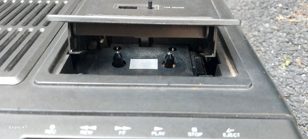 Mini TV - Radio - Casetă BROKSONIC