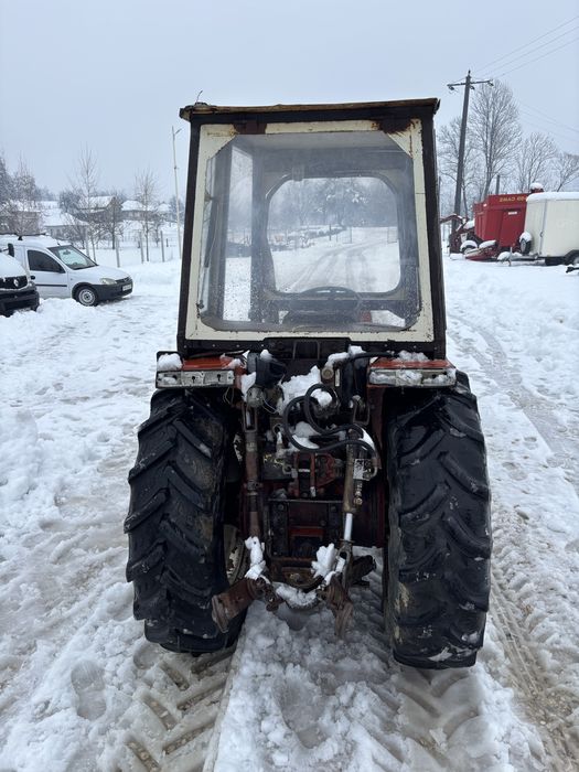Tractor viticol fiat 570