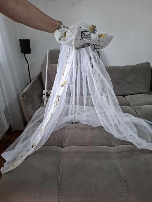 Baldachin pentru pătuț