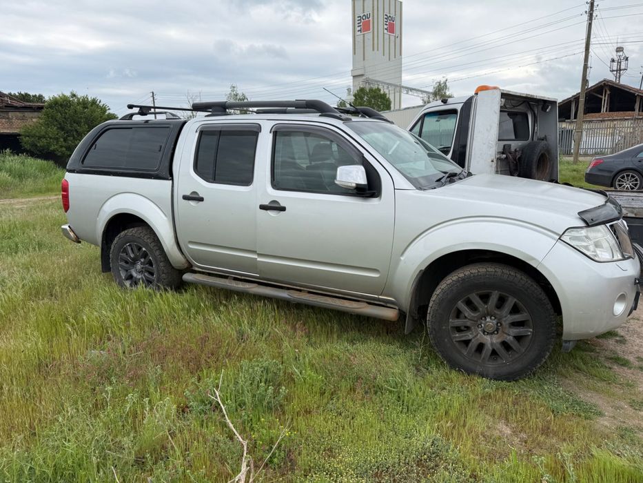 На части Nissan Navara 3.0 dci автоматик 2012