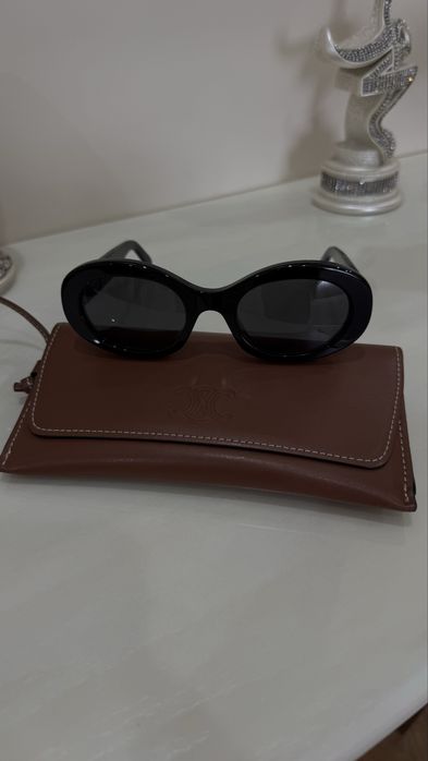 Солнцезащитные очки