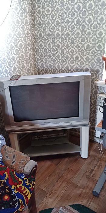 Телевизор  ескі домашный