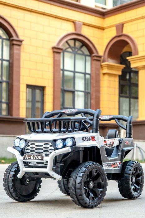 Masinuta electrica Kinderauto BJKQ6700, putere 4x 25W 12V White