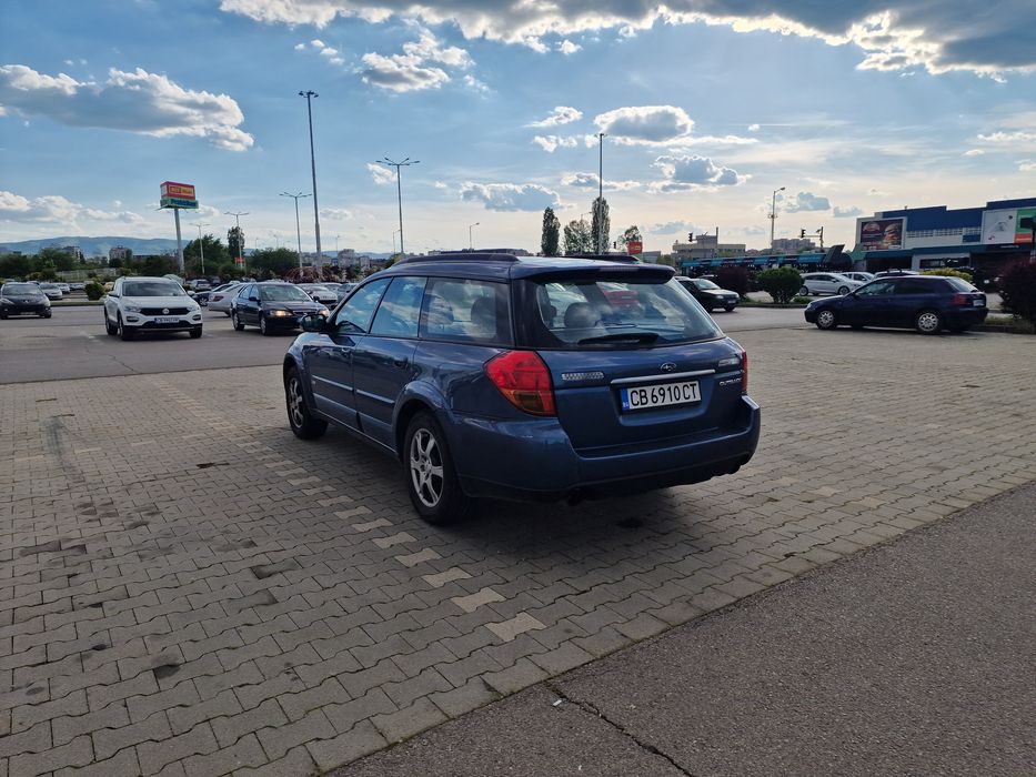 Subaru Outback 2.5 бензин 2005г