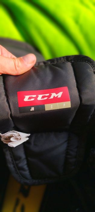 Продам Вратарские шорты